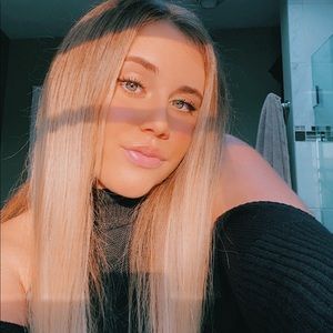 Meet your Posher, Nina